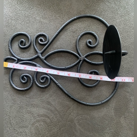 Metal Wall Candle Holder Decor in Black. - Picture 4 of 5
